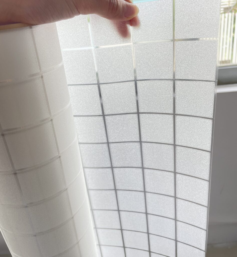 Giấy Decal mờ ô vuông dán kính giá rẻ tại Quận 4