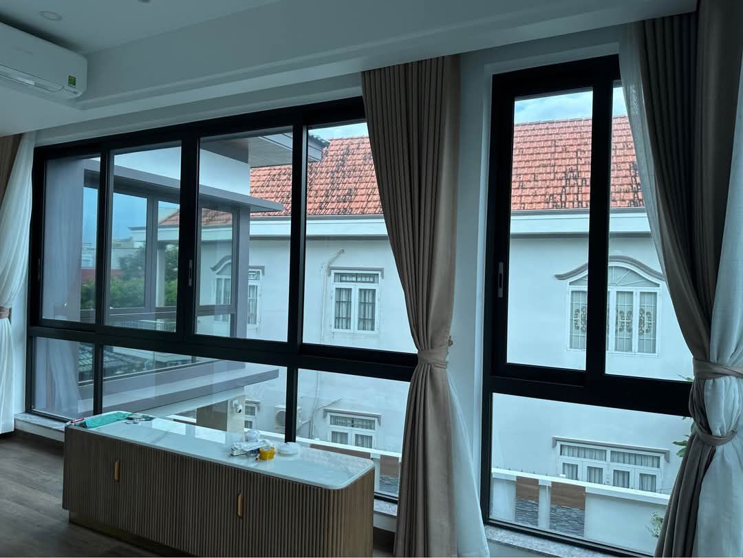 Phim cách nhiệt màu khói sáng p.k18 - Hình ảnh 2