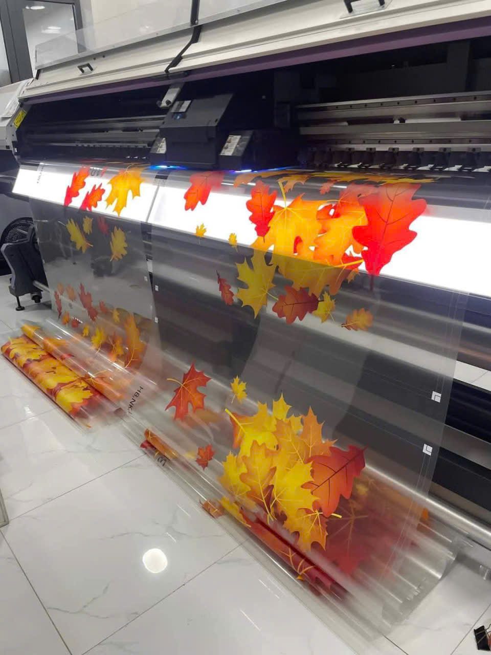 Decal dán kính lá Thu trong suốt - Hình ảnh 1