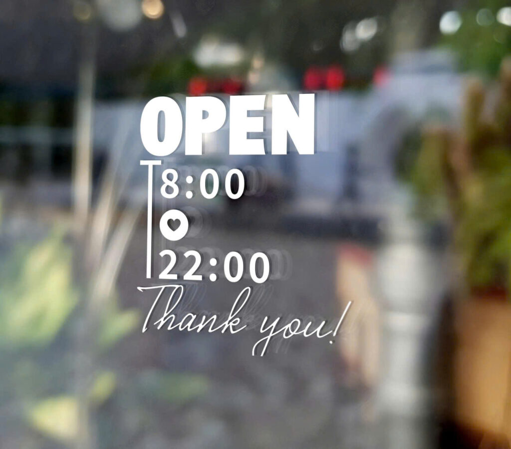 Decal Open đơn giản với trái tim